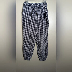 One By Chapter One hundstooth Jogger pant. Size s/p New with tag
